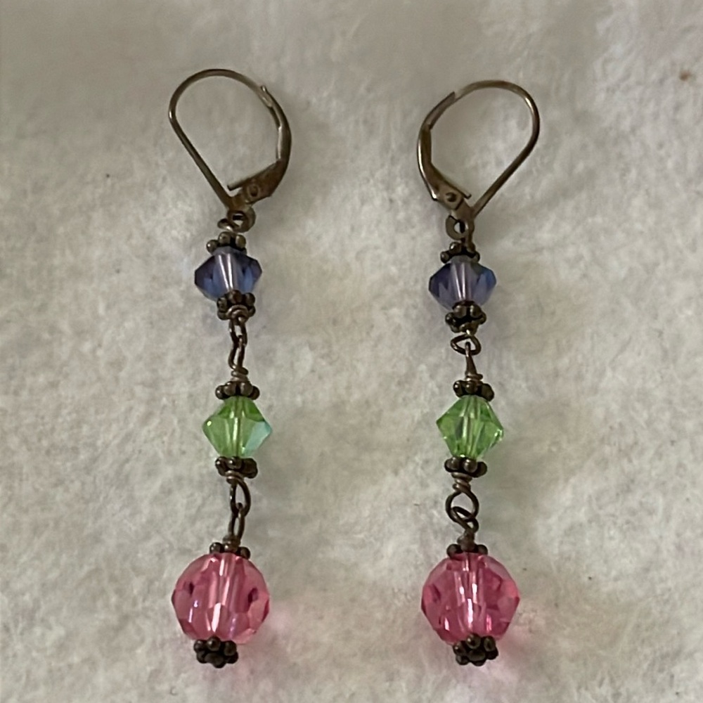 Sterling Silver Swarovski Crystal Leverback  Earrings 🌸